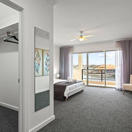 Waterfront Townhouse - Picturesque Marina Views Daire Port Lincoln Dış mekan fotoğraf