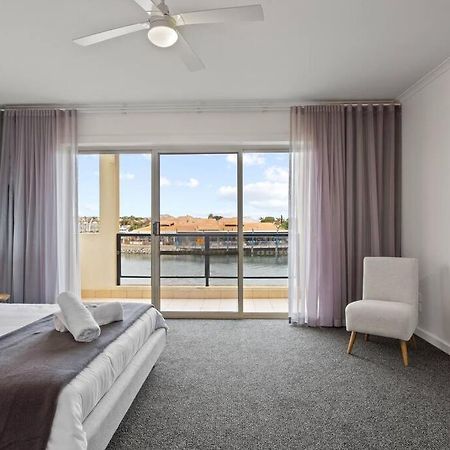 Waterfront Townhouse - Picturesque Marina Views Daire Port Lincoln Dış mekan fotoğraf
